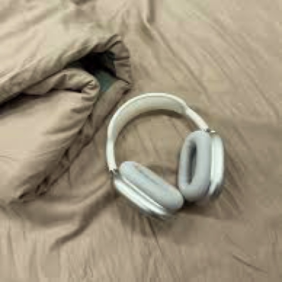 HOT Apple AirPods Max Wireless Over-Ear